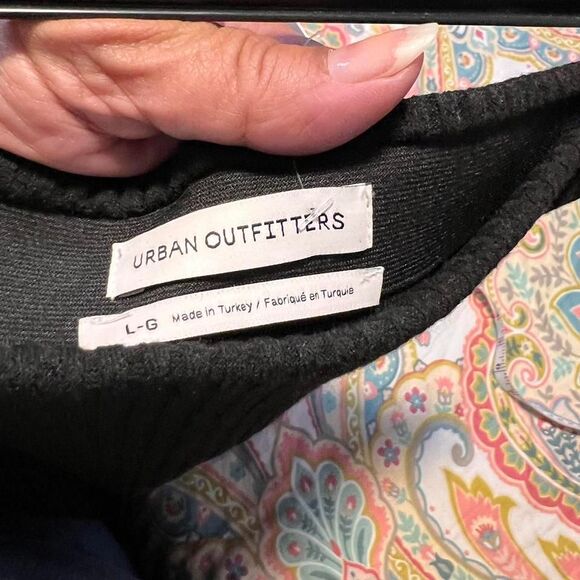 Urban Outfitters strapless sweater dress with ruffle‎ detail - size large - Picture 4 of 7